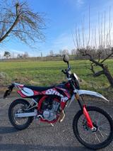 SWM SM 125 R - 1. Hand - wenig Kilometer - Offers