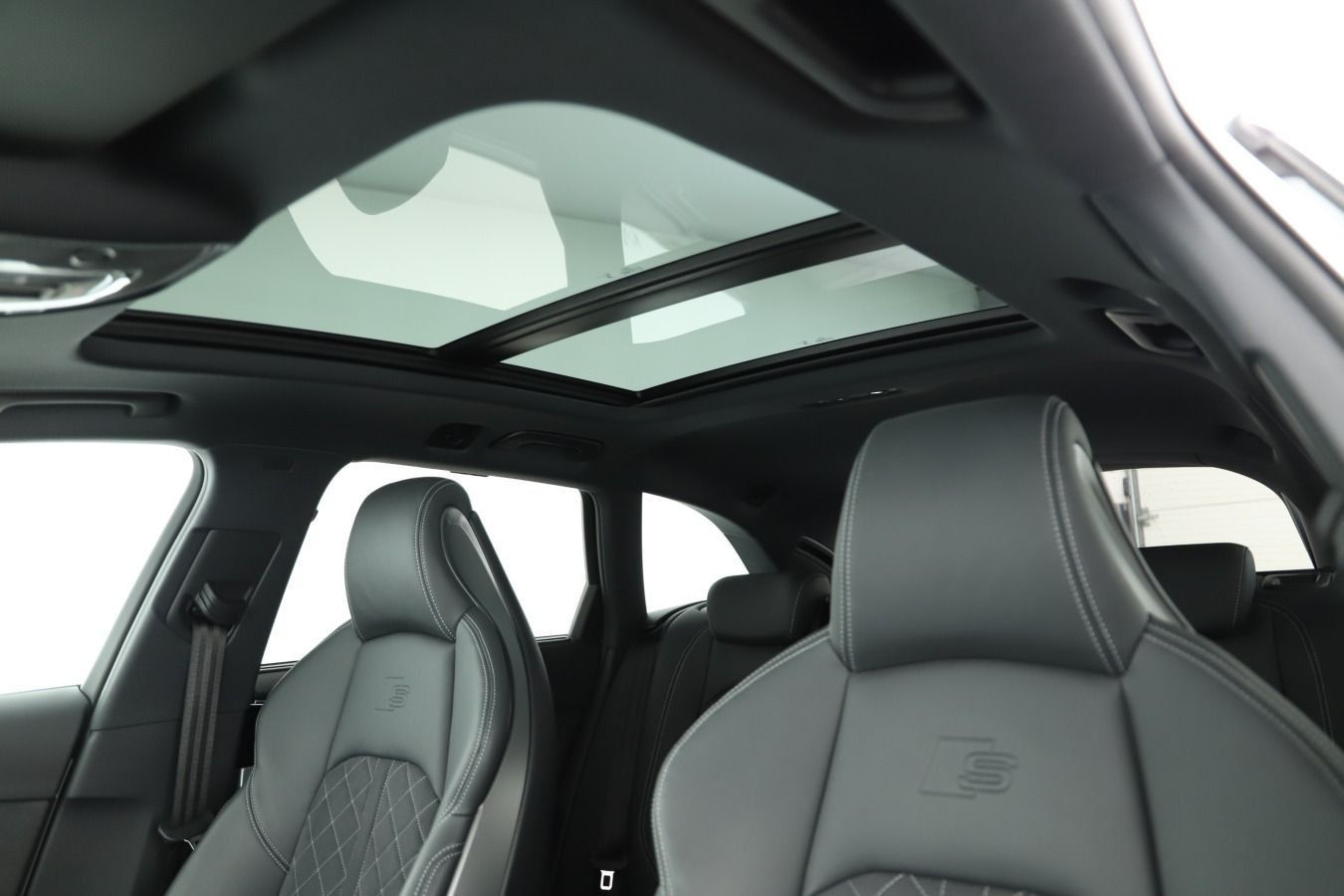 Audi S4 - Bild 8