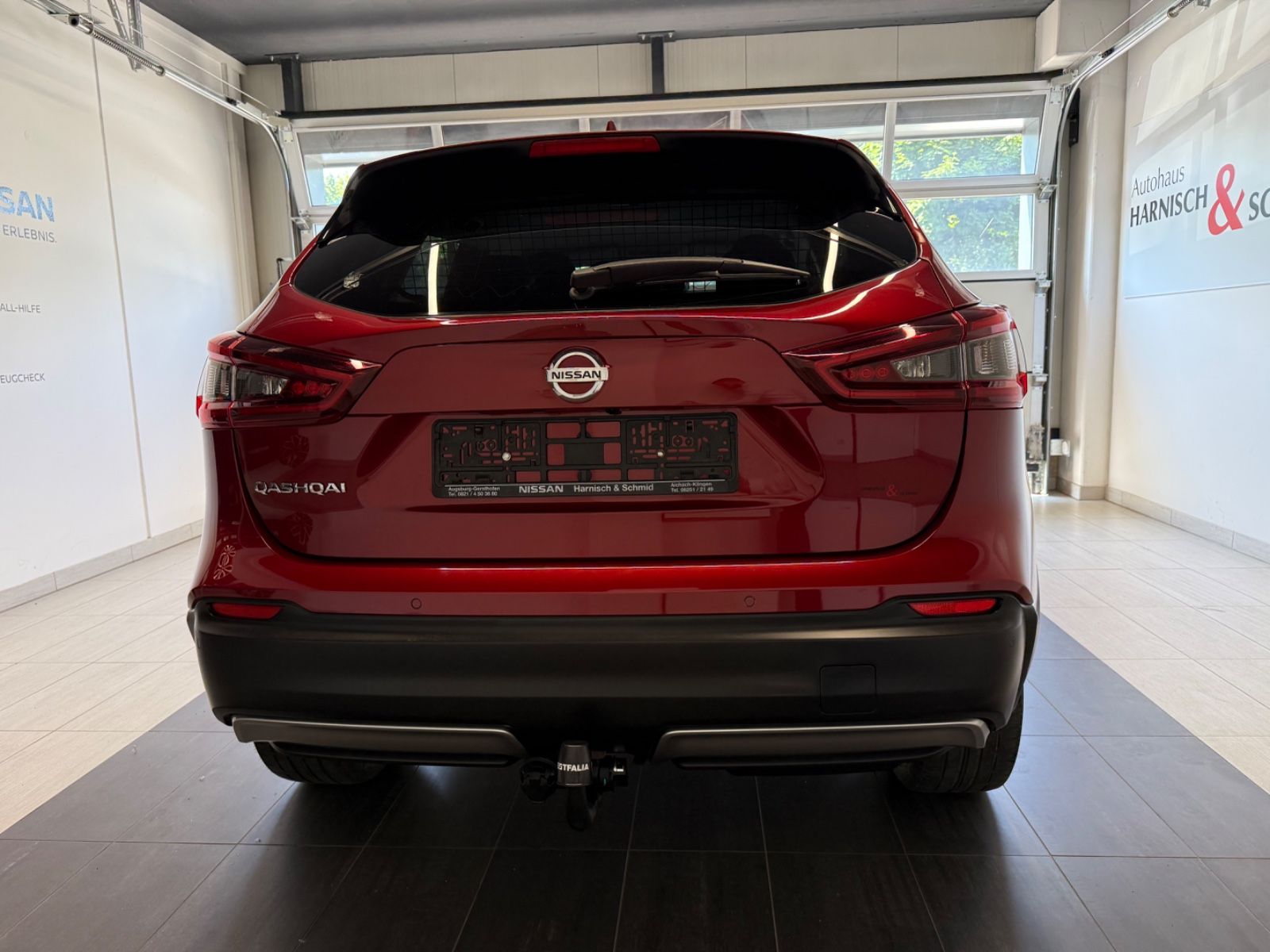 Fahrzeugabbildung Nissan Qashqai Tekna 4x4 - BOSE, 360°, BFS