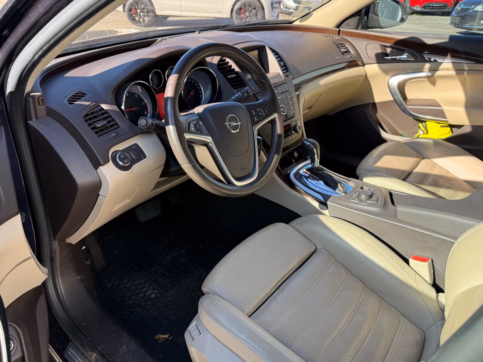 Opel Insignia 2013 — photo 10