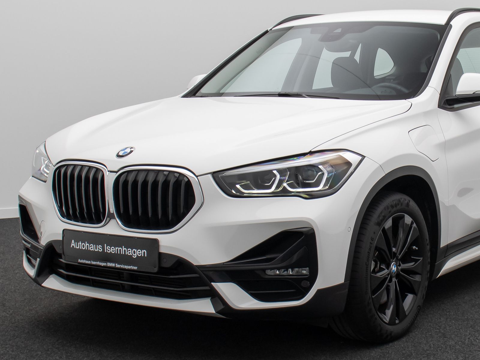 Fahrzeugabbildung BMW X1 xD25e Sport Line ParkAss DAB Navi LED 18Zoll