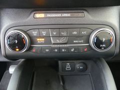 FORD Kuga Plug-In Hybrid Titanium*AHK* FORD Kuga Plug-In Hybrid Titanium*AHK*