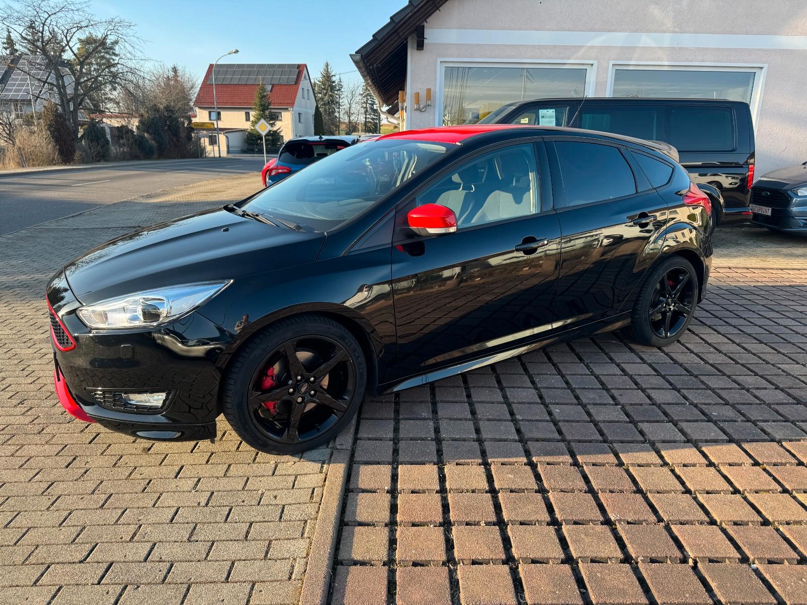 Ford Focus Lim. Sport in Top Zustand