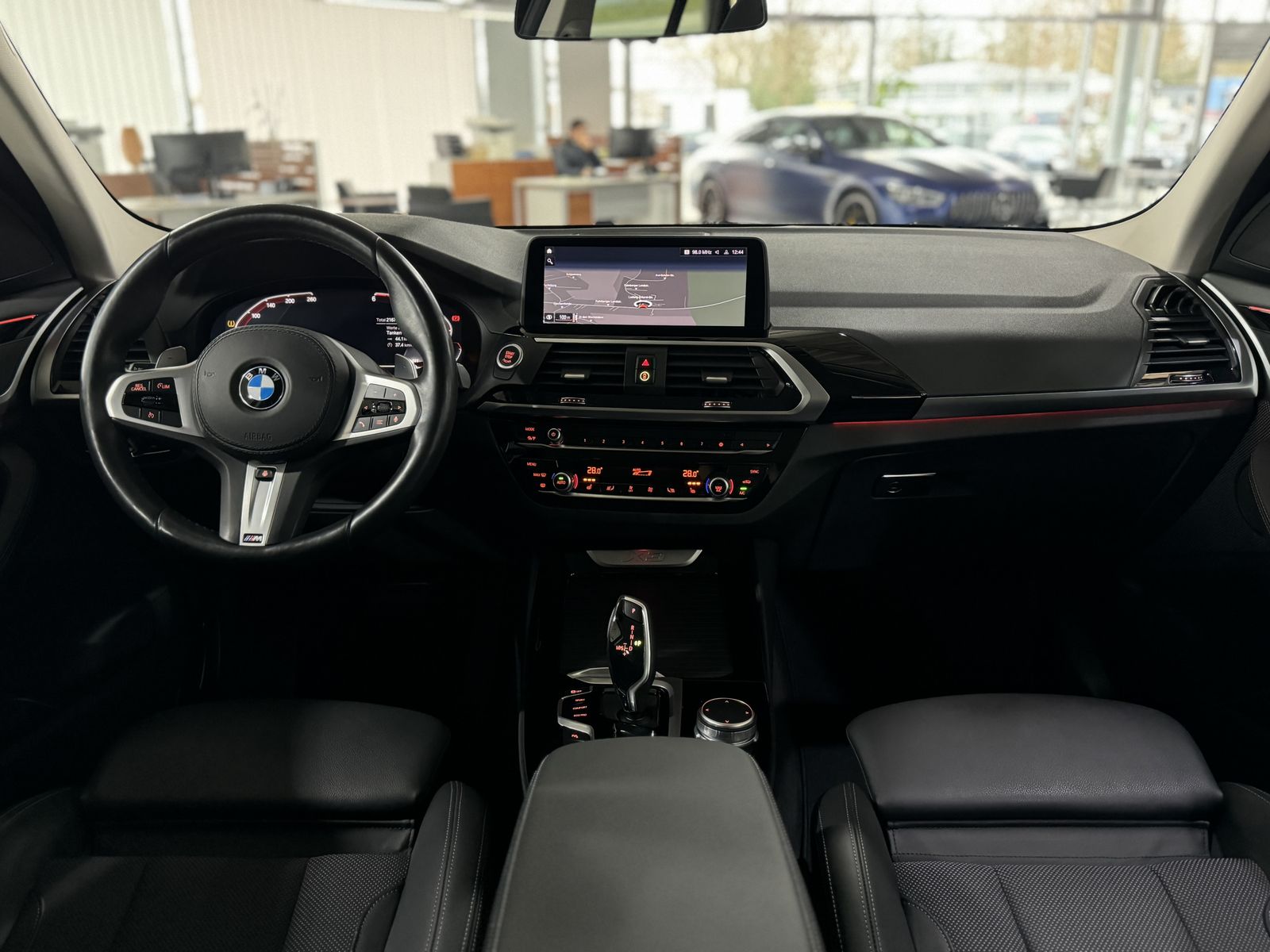 Fahrzeugabbildung BMW X3 xD20d xLine Kamera DAB HiFi Alarm LED Sport