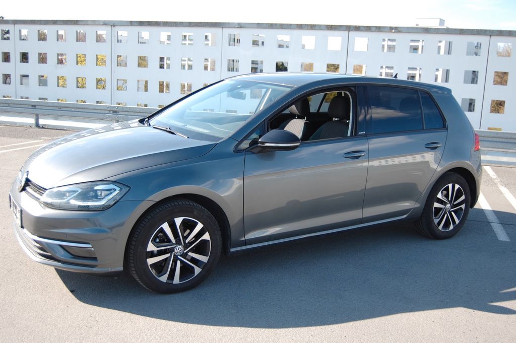 Image of Volkswagen Golf