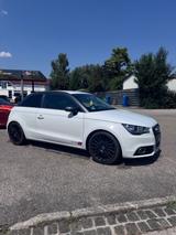 Audi A1 1.6 TDI 66kW Attraction - TÜV Neu 