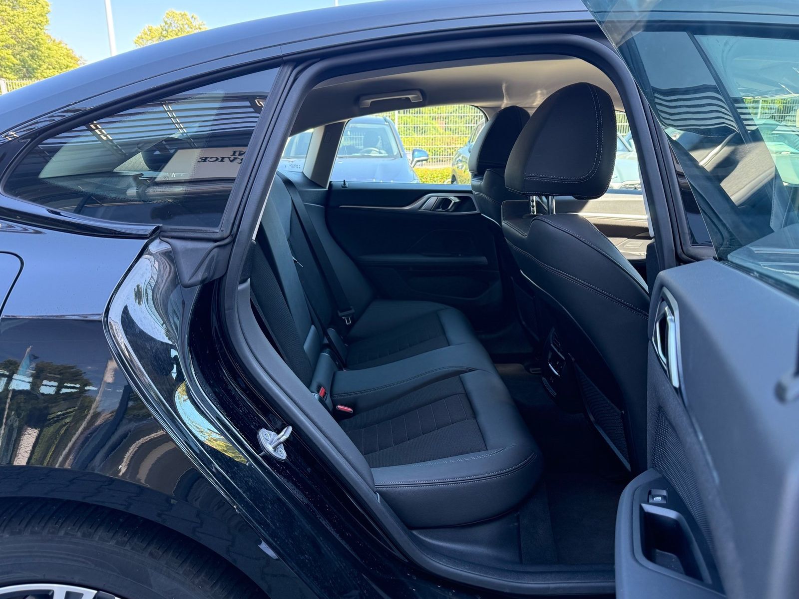 BMW i4 eDrive35 //Sitzheizung Rückfahrkamera 18"LM foto 18