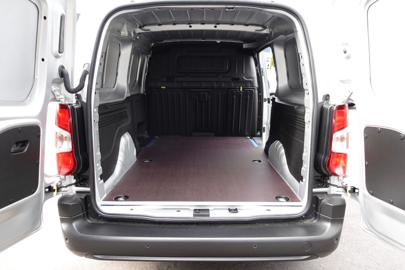 Fahrzeugabbildung Opel Combo Cargo XL Edition 1.5 Diesel 75kW