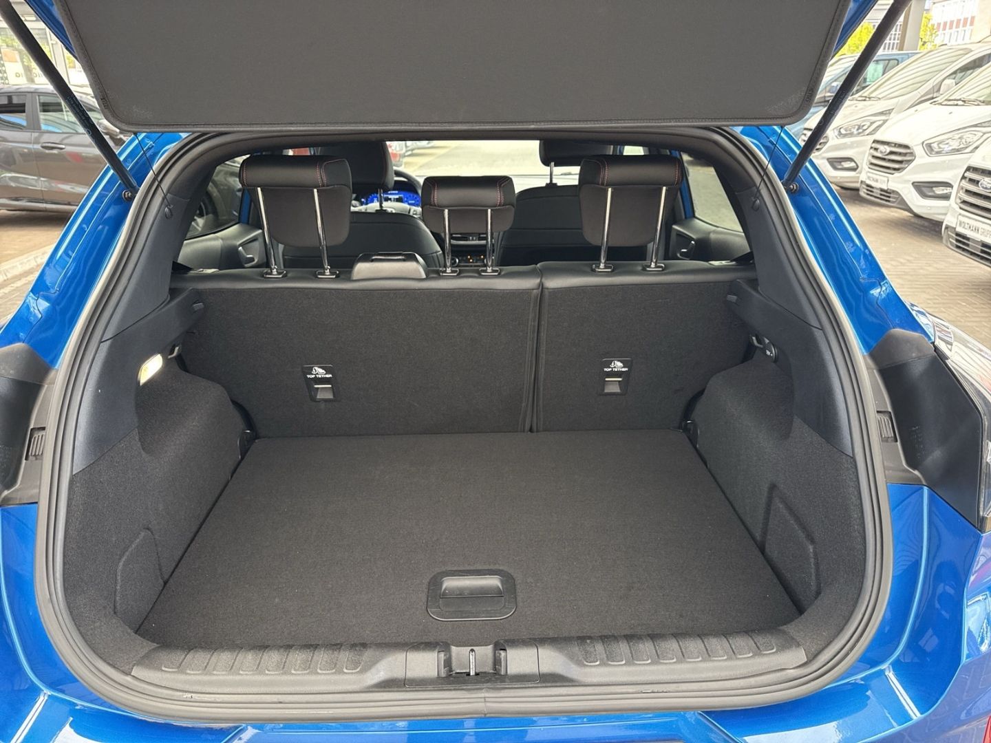 Fahrzeugabbildung Ford Puma ST-Line X 1.0 EcoBoost Mild Hybrid EU6d LED