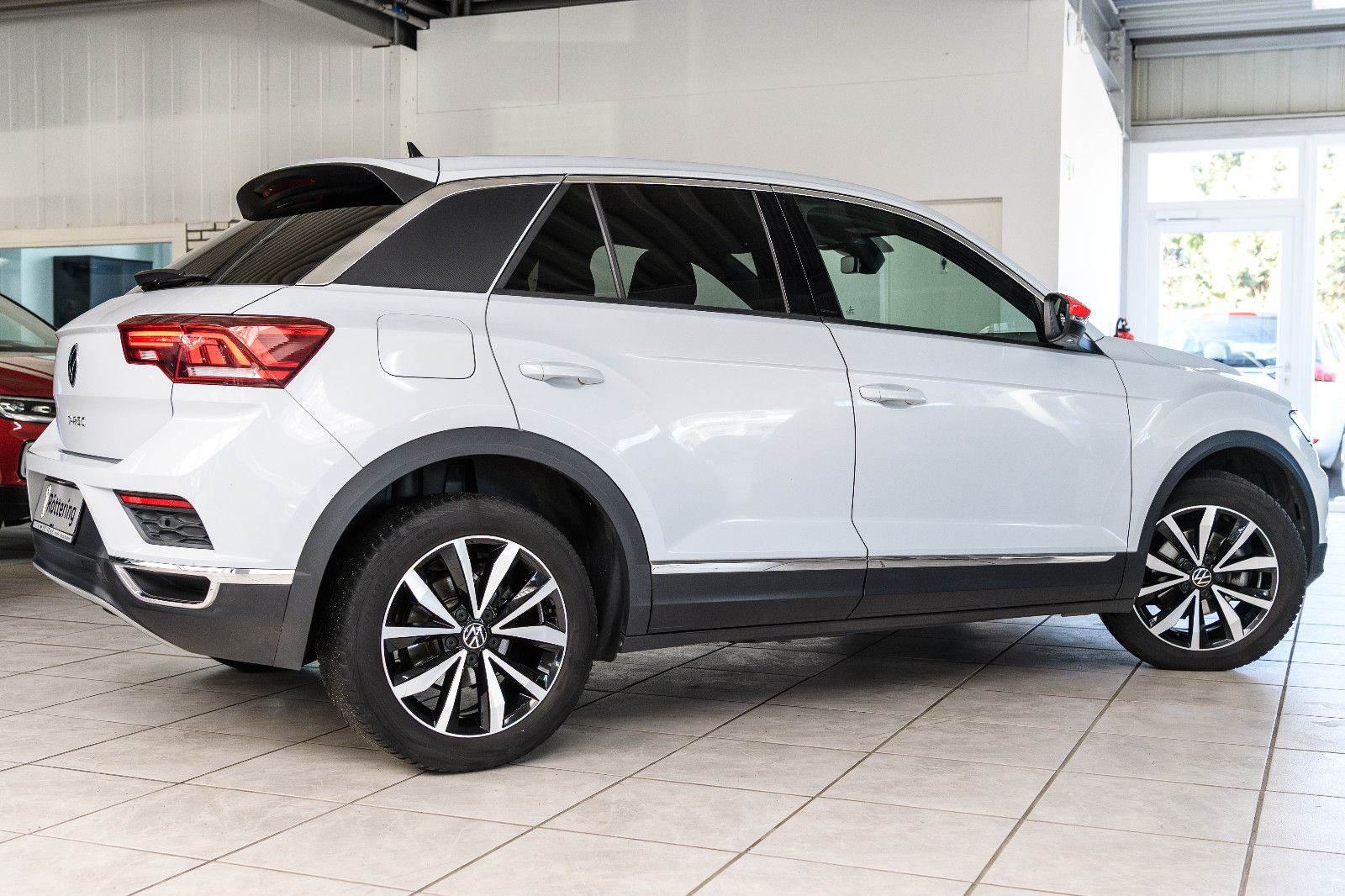 Fahrzeugabbildung Volkswagen T-Roc Sport 1.5 TSI DSG "beats" LED +STANDHZ.