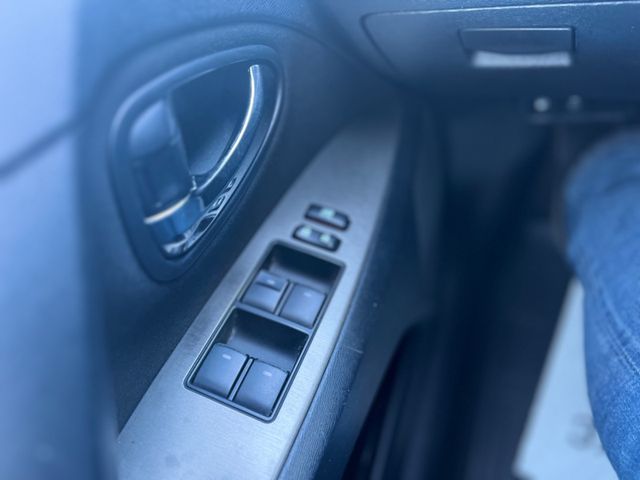 Toyota Avensis Kombi Sol Blau Automatik