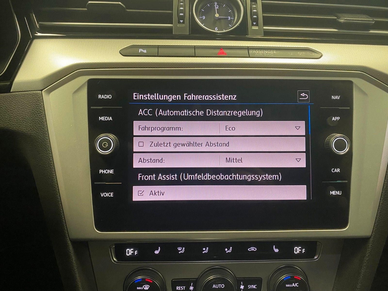 Fahrzeugabbildung Volkswagen Passat Variant 1.5 TSI OPF DSG Comfortline+NAVI+
