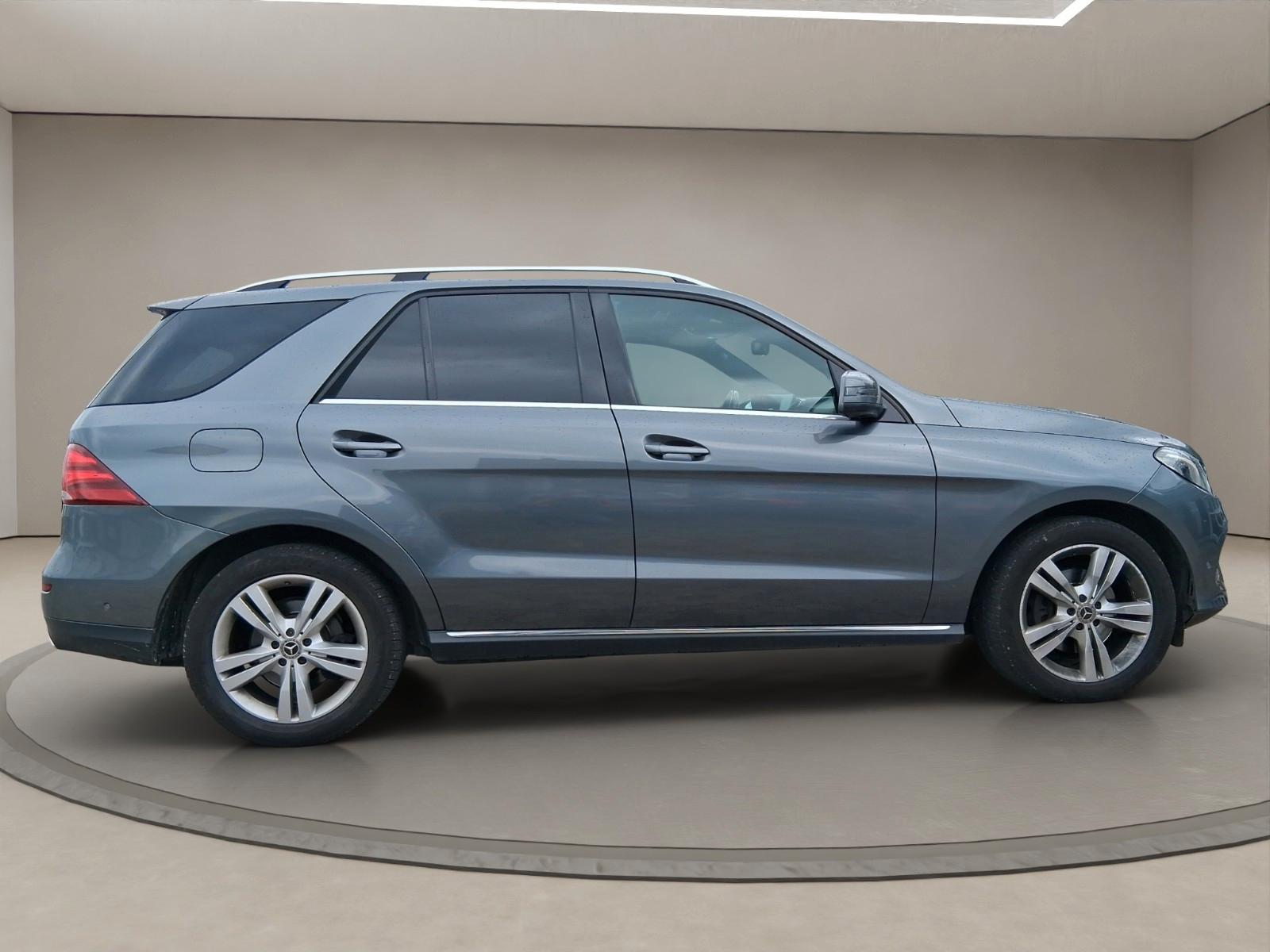 Mercedes-Benz GLE 350d 4Matic*LEDER*NAVI*