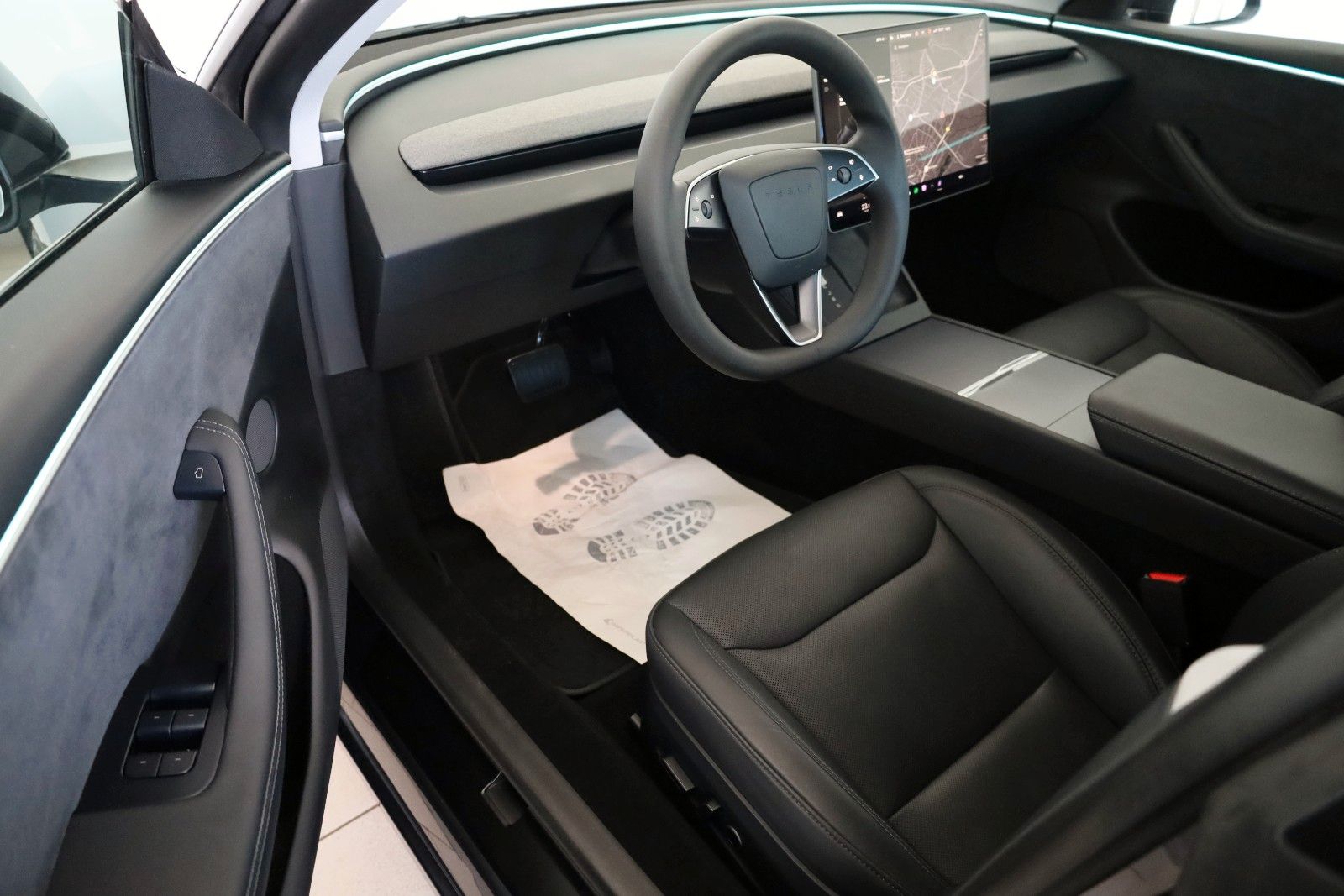 Fahrzeugabbildung Tesla Model 3 Long Range Dual AWD,Navi,Kamera,Panorama