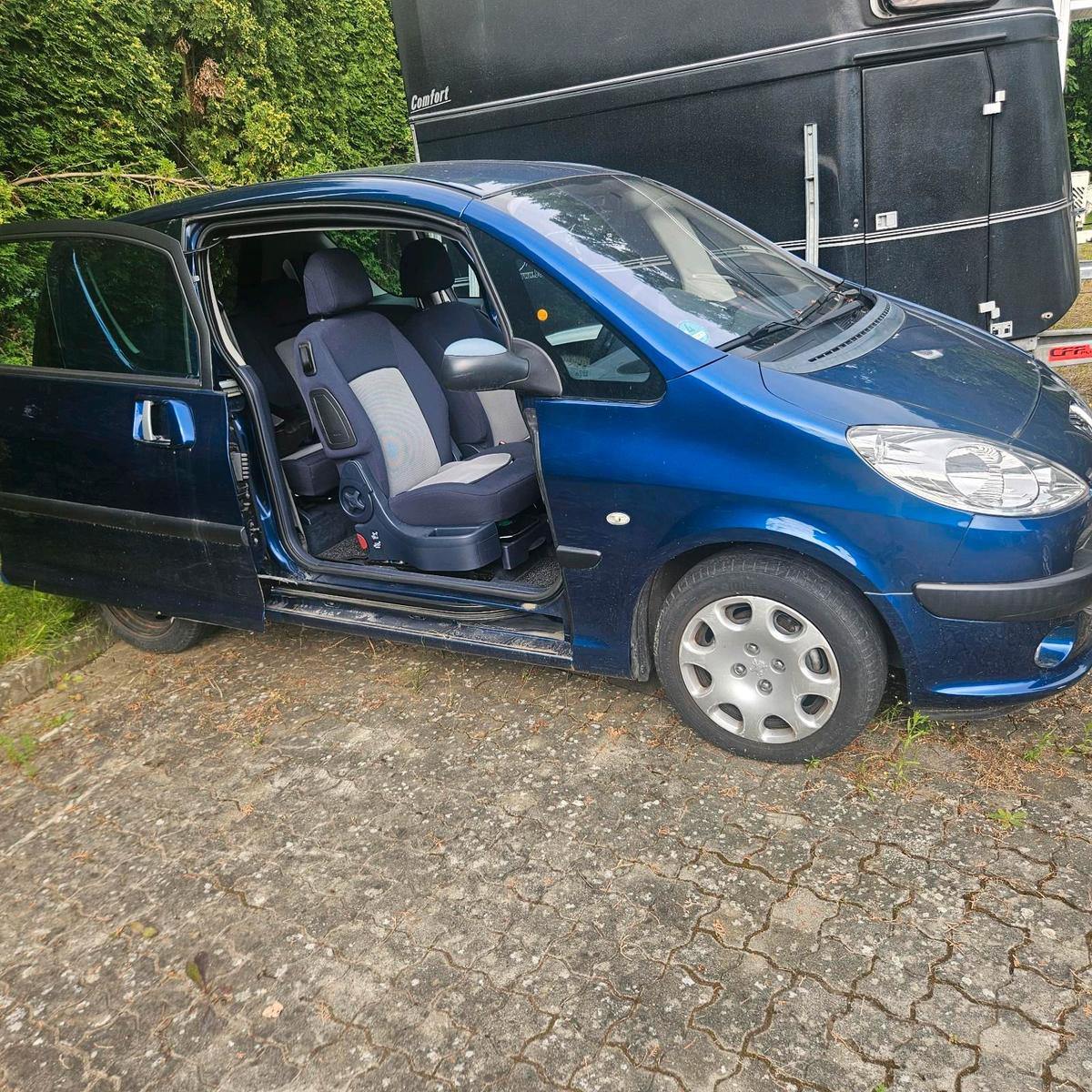 Peugeot 1007