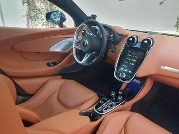 2023 Mclaren GT — миниатюра 13