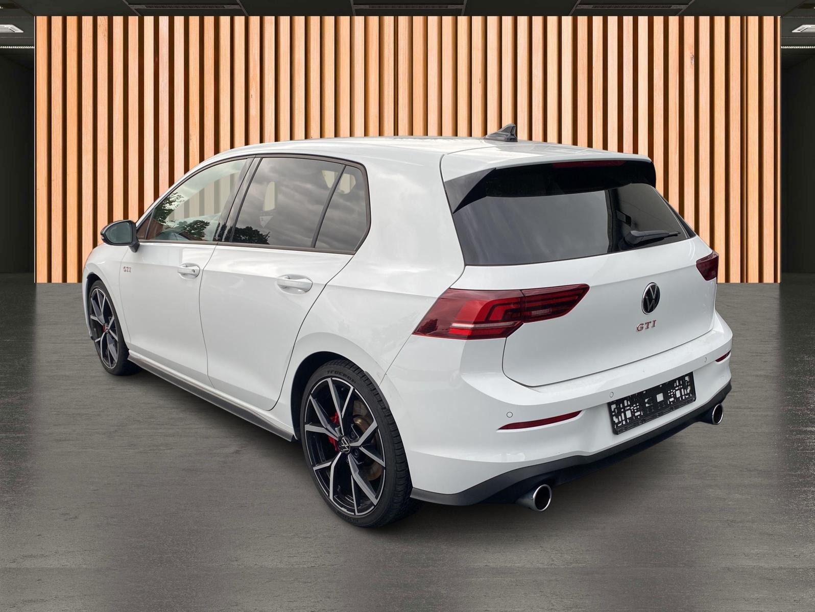Volkswagen Golf 2.0 TSI DSG GTI Black Style*Navi*Facelift*, миниатюра 4