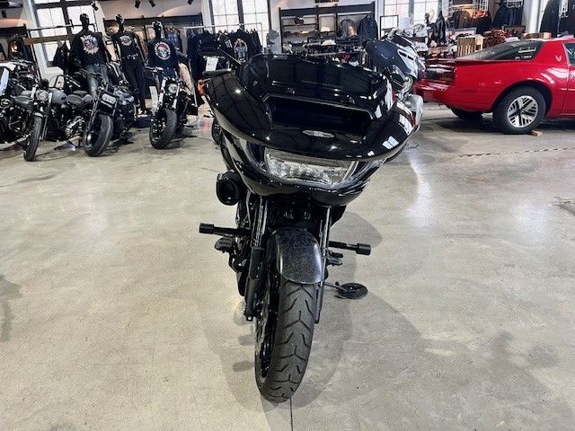 Fahrzeugabbildung Harley-Davidson FLTRXSTSE CVO Road Glide ST 2024