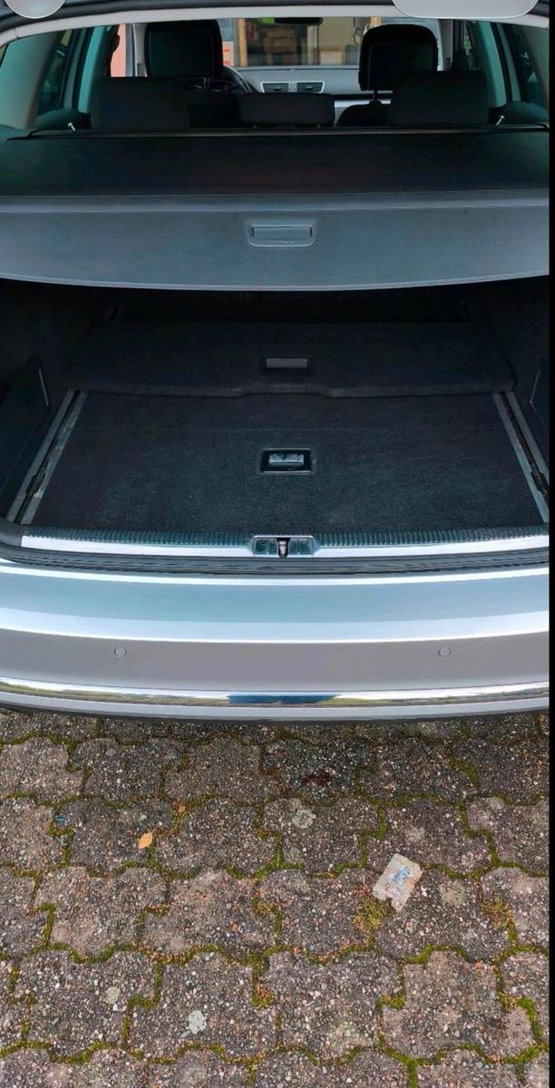 Volkswagen Passat 2011 — photo 8