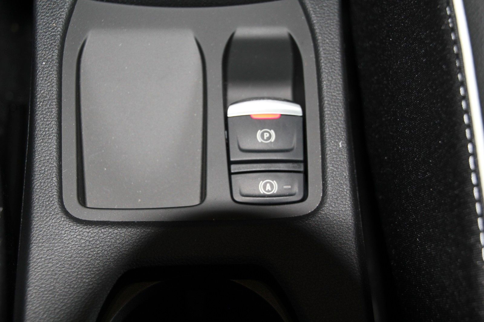 Fahrzeugabbildung Mitsubishi Colt Top LED*DAB*SHZ*BOSE*360°