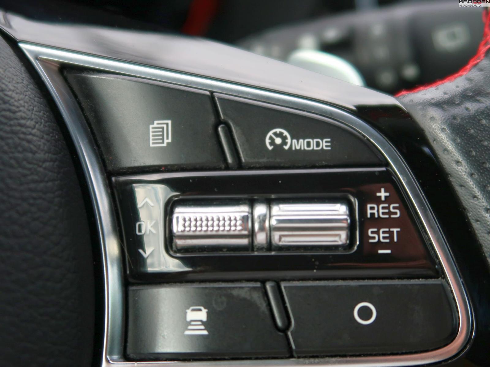 Kia Ceed GT DCT7 Pan.-Dach elektr. Sitz Navi Android