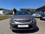 Hyundai i30 CW 1,4*SEHR GEPFLEGT*2.HAND*ANHÄNGERKUPPLUNG - Hyundai Gebrauchtwagen von 2013