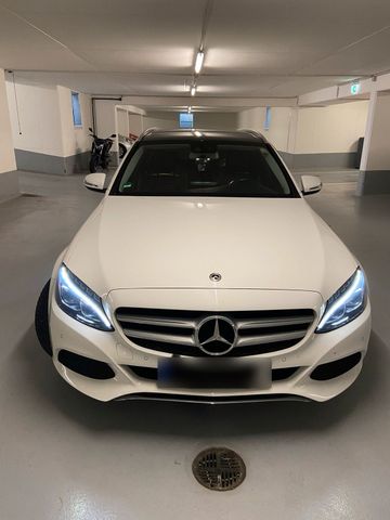 MERCEDES-BENZ MB c180 T Model automatik SHZ Panoramadach