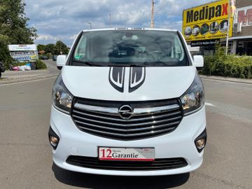 Opel Vivaro - 2