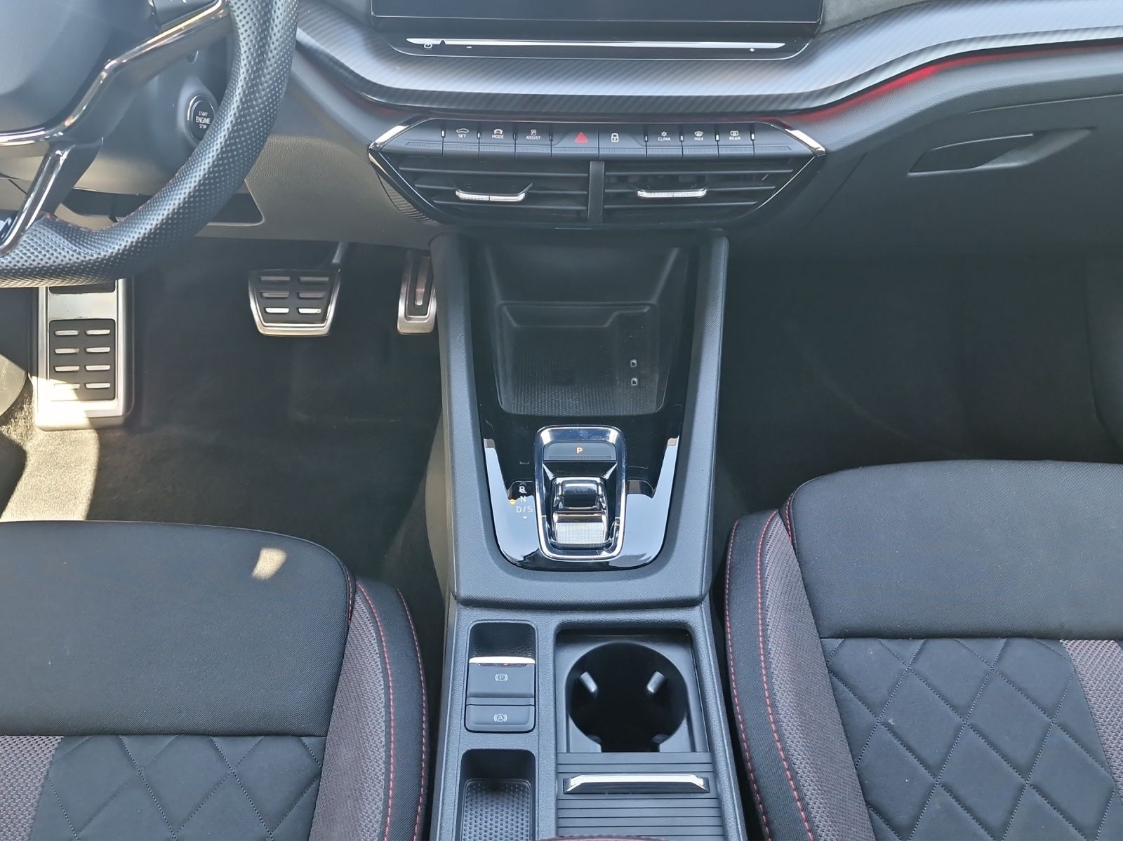 Fahrzeugabbildung SKODA Octavia Combi RS 2.0 TSI DSG Matrix Navi ACC AHK