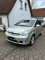 Toyota corolla verso - Toyota Corolla Verso mit Benzin-Antrieb: Kombi