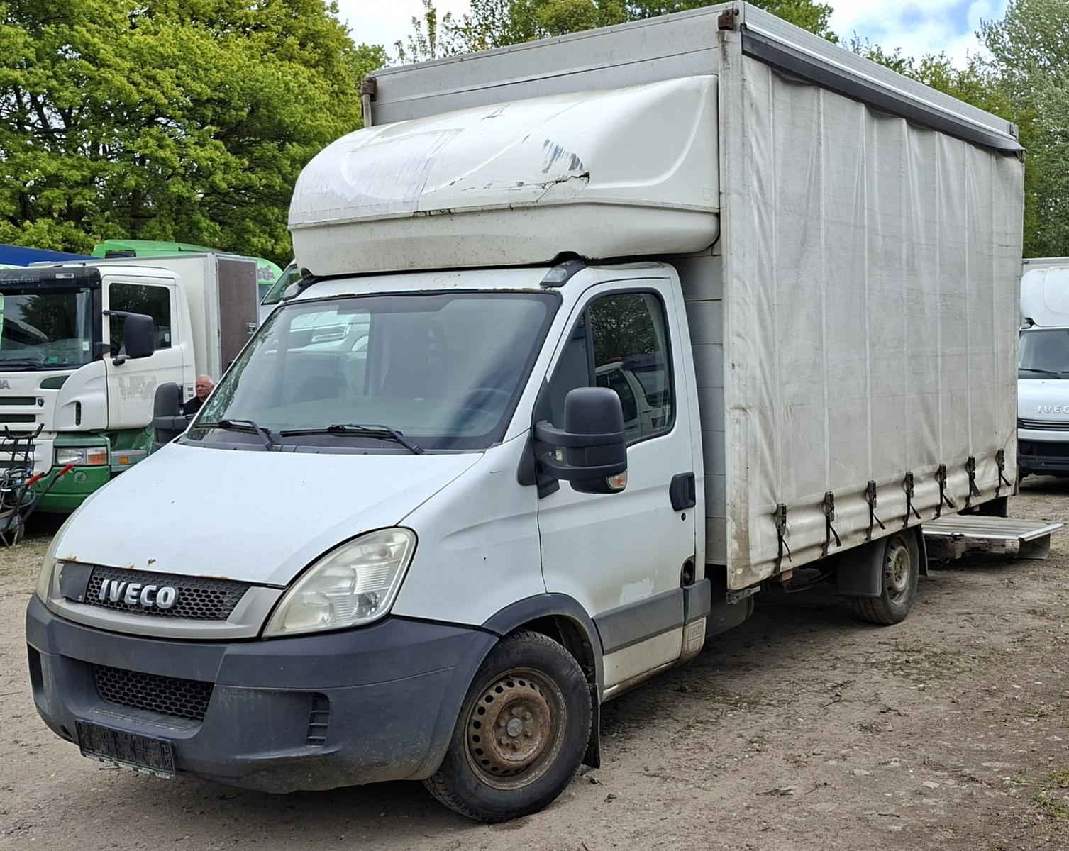 Iveco 35S17 Pritsche*Schiebeplane*LBW*Luftfederung