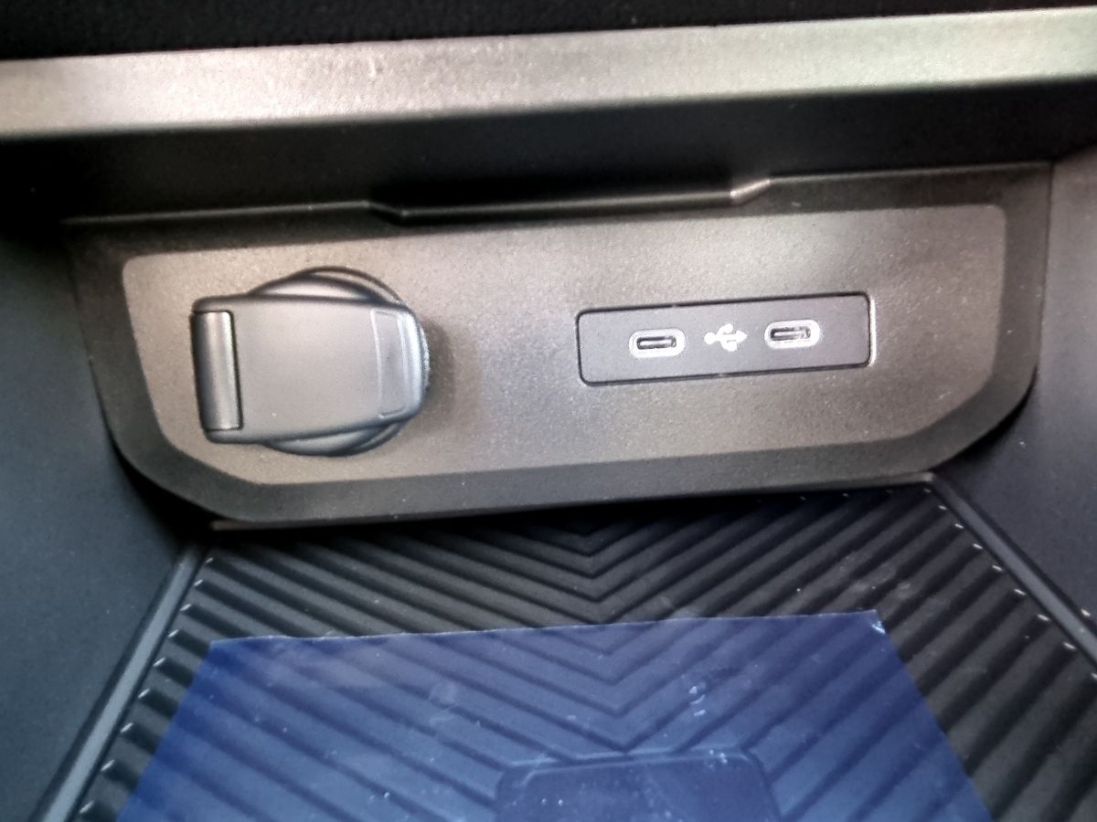 Fahrzeugabbildung Dacia Duster Extreme Eco-G 120 auto