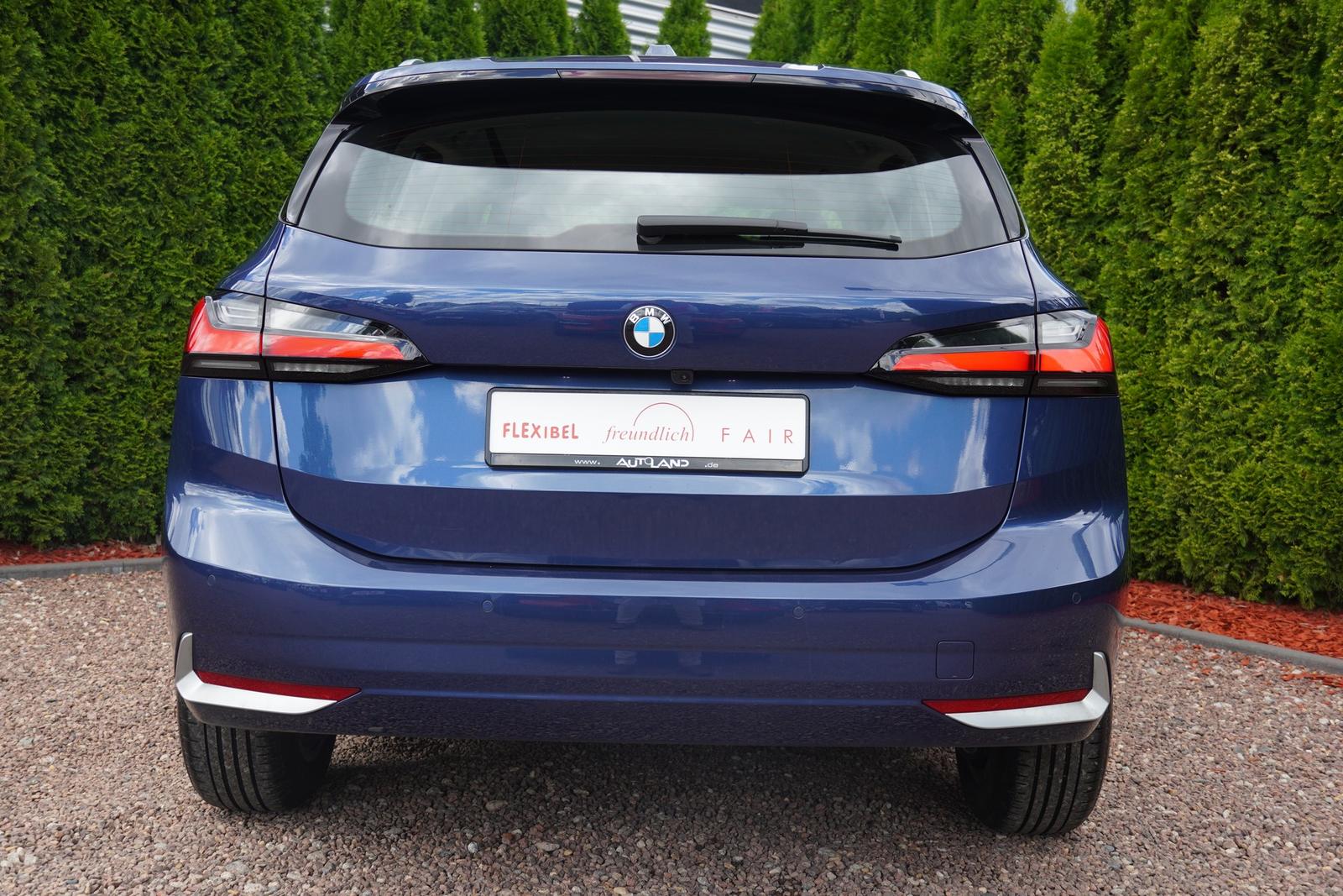 BMW 218 d Active Tourer LED Navi Head-Up 360° Kamera, миниатюра 4