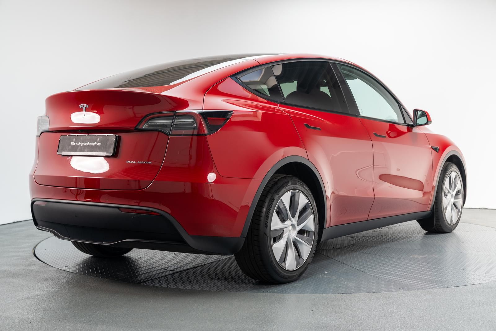 Tesla Model Y Max Range Dual AWD LED NAVI PANO foto 7
