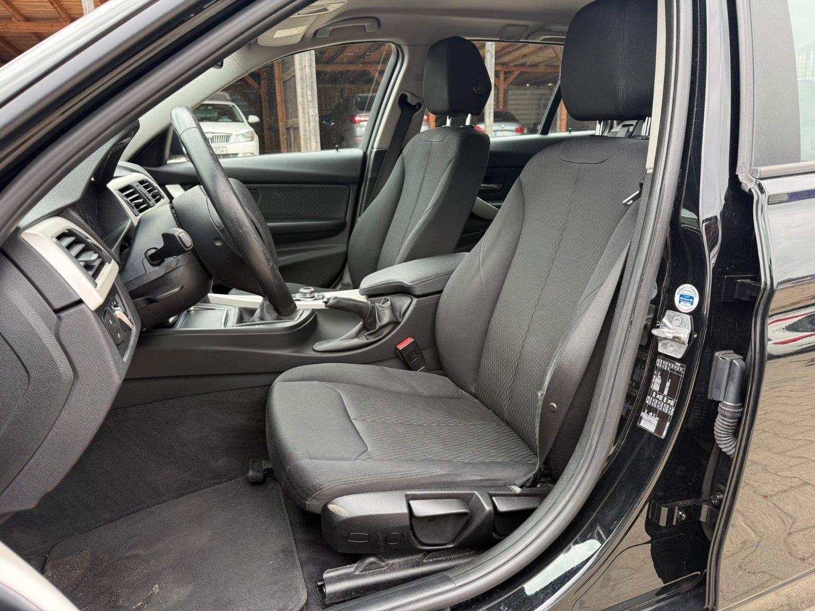 BMW 320 2015 — photo 13