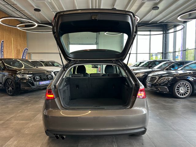 Audi A3 attraction *KLIMA*BI-XENON*TEMPOMAT*