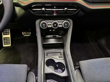 Fahrzeugverkauf 24 Skoda Kodiaq 2.0 TDI 142 kW 4x4 Sportline 7-Sitze AHK