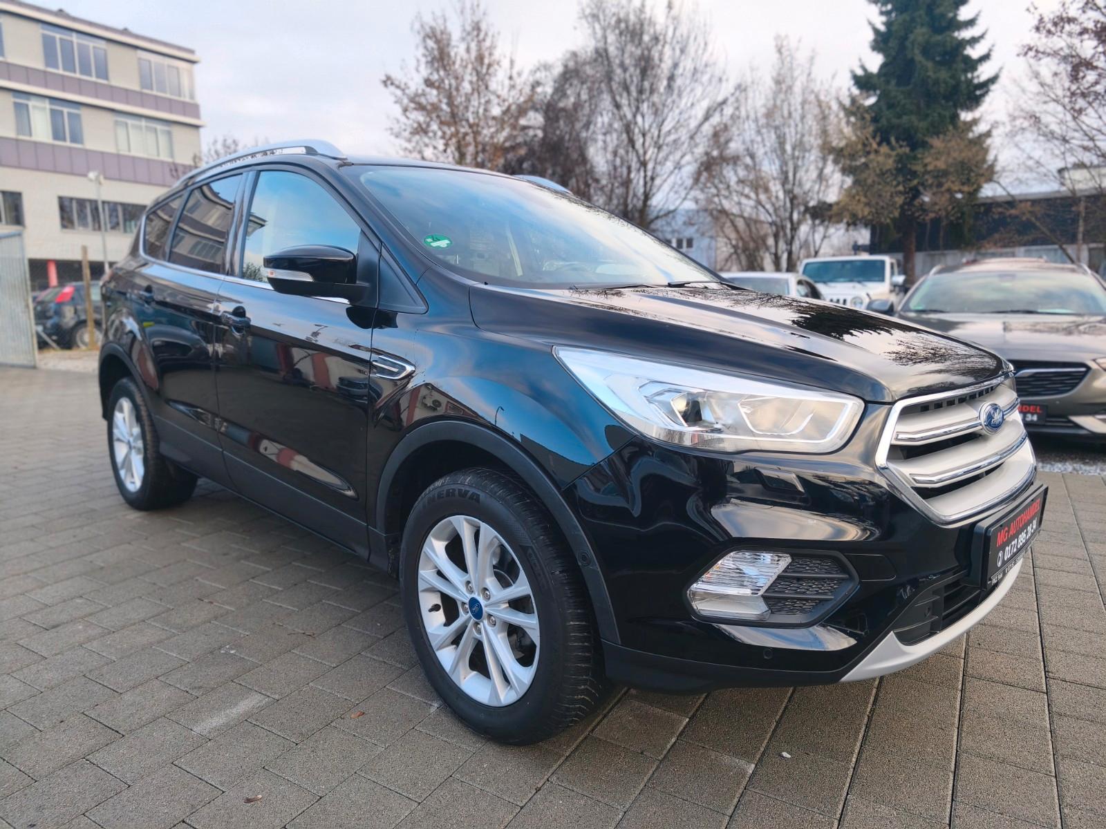 Ford Kuga Titanium *Navi*Kamera*Scheckheft
