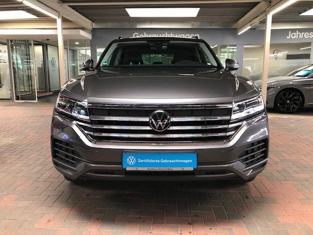 Fahrzeugabbildung Volkswagen Touareg 3.0 TDI V6 4MOTION Automatik StandHZG AH