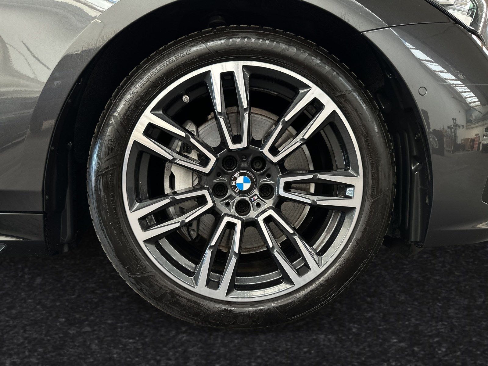 BMW 540d xDrive Touring M Sport AHK Pano Standhzg foto 4