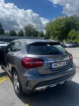 Mercedes-Benz GLA 180 - - Mercedes-Benz GLA 180 von privat