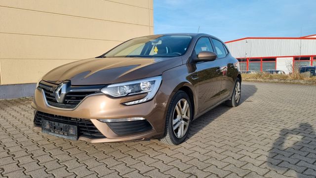 Renault Megane IV Lim. 5-trg. Play