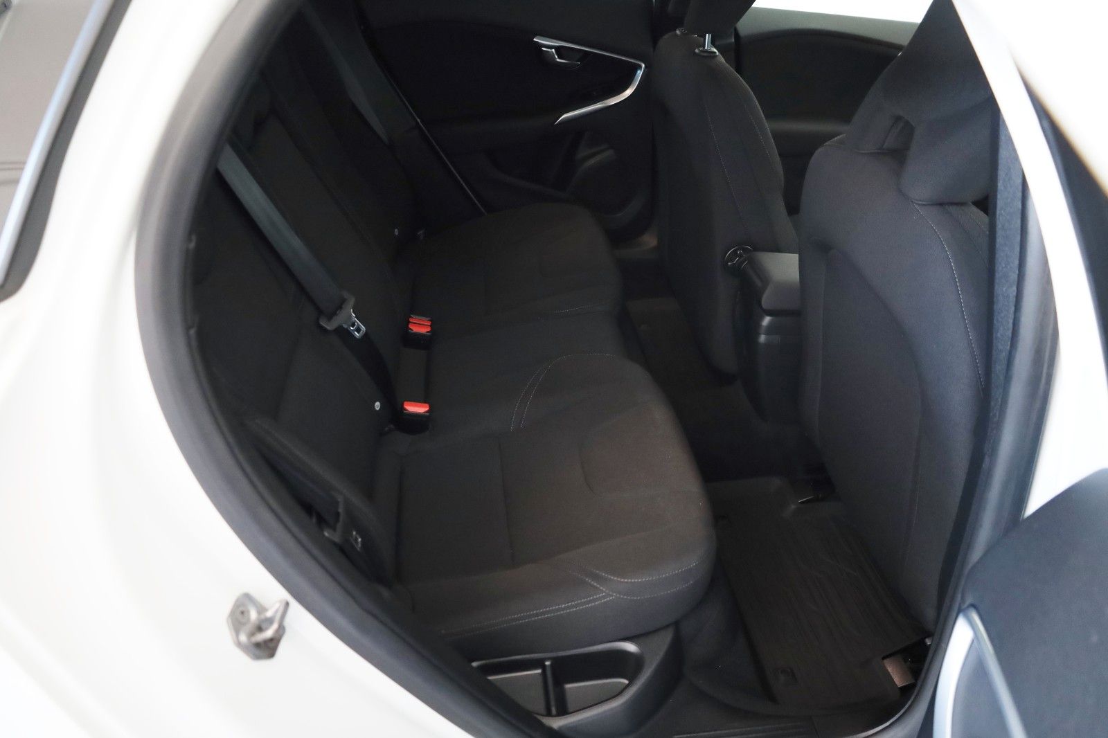 Fahrzeugabbildung Volvo V40 You! Bi-Xenon,SH,PDC,8 fach Aluräder