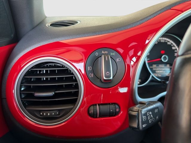 Beetle DESIGN 1.2 TSI NAVI XENON PANO SHZG PDC K