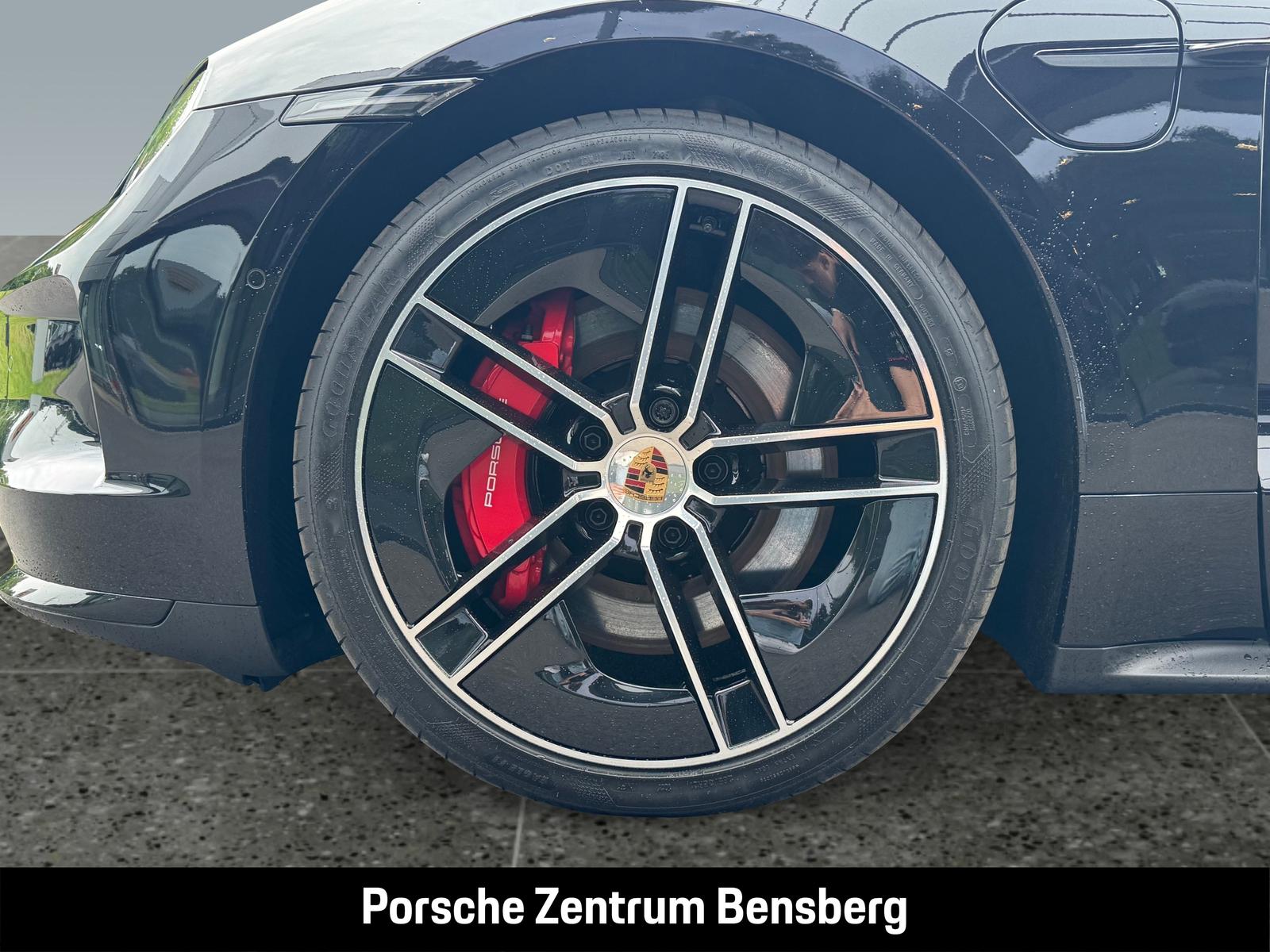 Porsche Taycan GTS