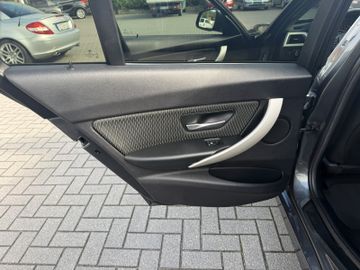 BMW 318 - 8