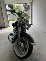 Harley-Davidson Softail DeLuxe FLSTN mit ABS - HARLEY-DAVIDSON SOFTAIL DELUXE