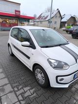 Volkswagen up! 1.0 44kW BlueMotion Technol. street up! ... - VW up! von privat