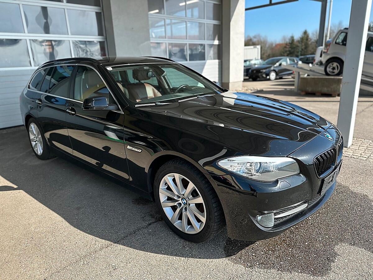 BMW 530d xDrive Touring Österreich-Paket Aut.