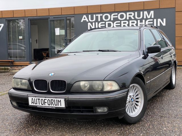 BMW 523i A 2.5 Touring E39